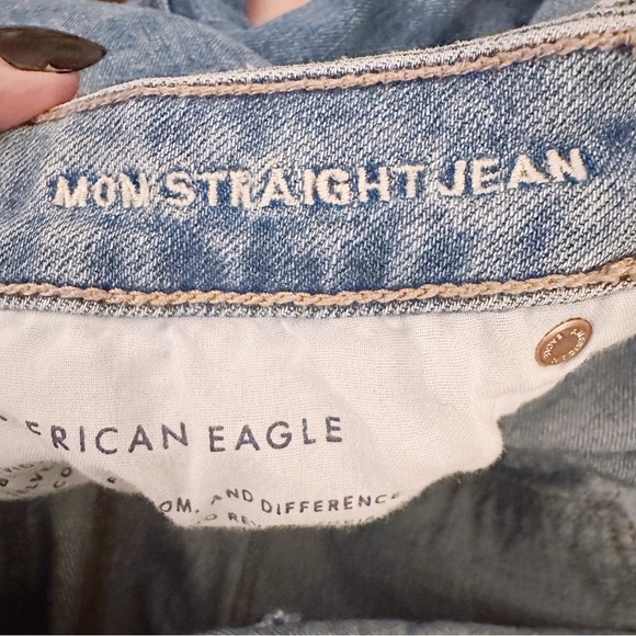 American Eagle Mom Straight Leg Jean Comfort Waistband Stretch Denim Jeans - Picture 5 of 7